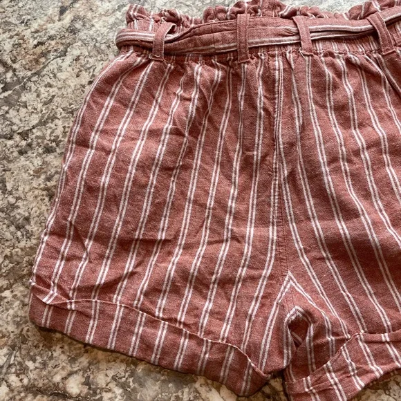 ❌SOLD!❌ Like New! Abercrombie & Fitch Striped Linen Paperbag Belted High Waisted - Picture 7 of 13